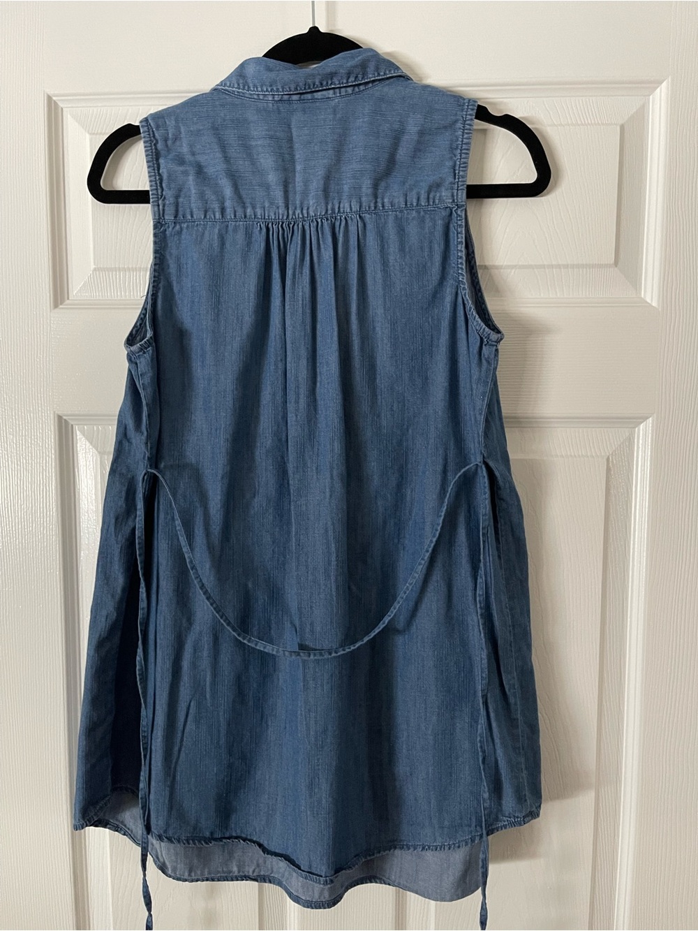 Motherhood Maternity Sleeveless Lightweight Blue Denim Pleated Too Sz. M - Picture 5 of 9